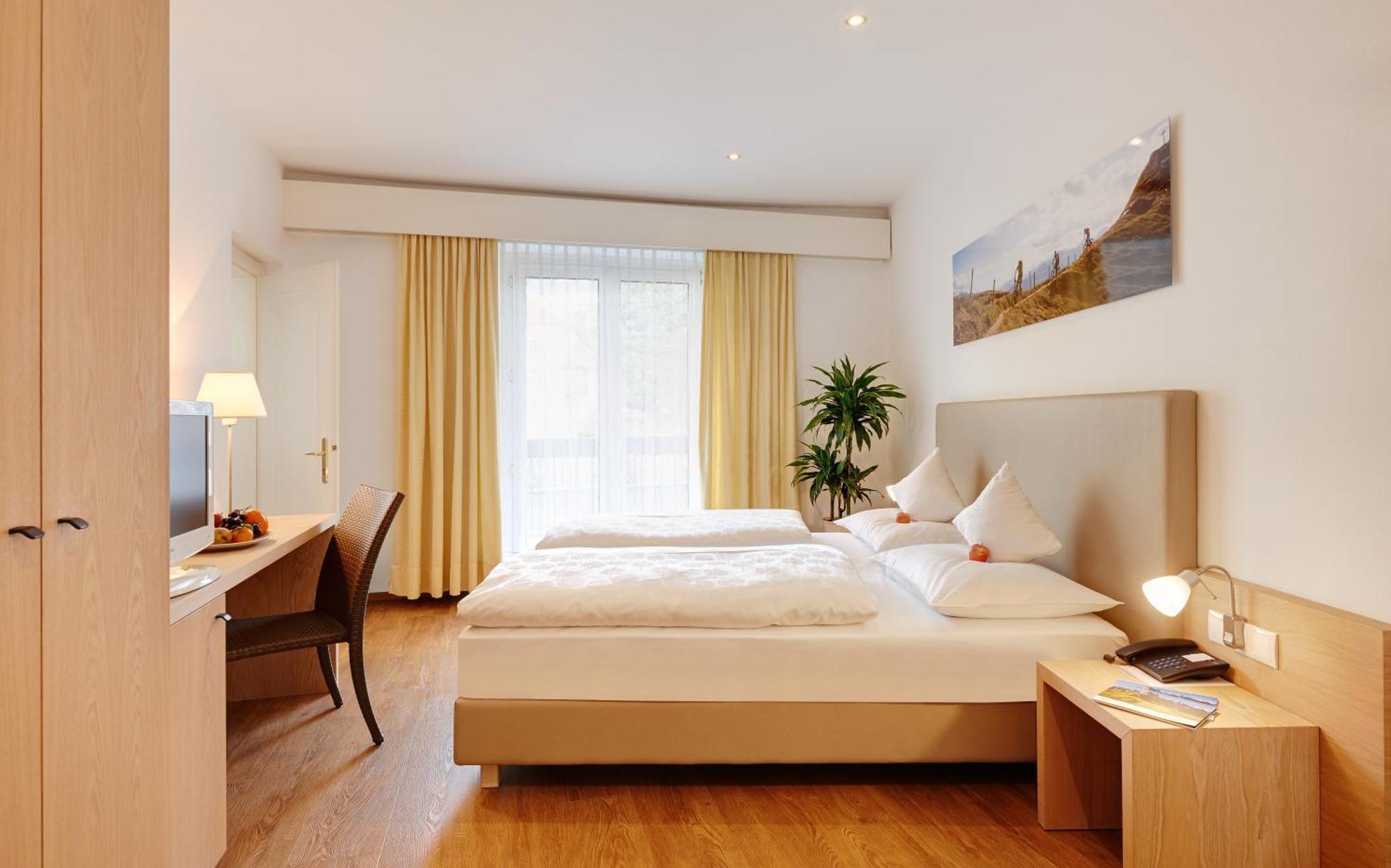 Hotel Krone Eat Drink 4*